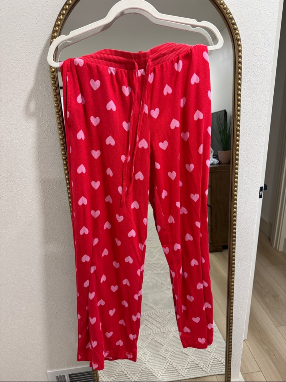 Cozy Red Heart-Print Pajama Pants with Elastic Waist